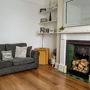 Sunny Seaside House Lytham Centre Sleeps 8 Lytham St Annes